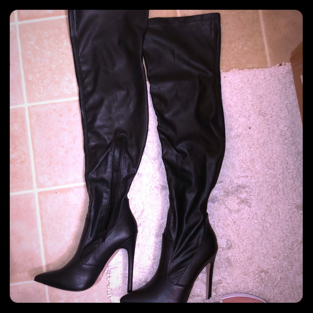 Thigh high black Leather heels